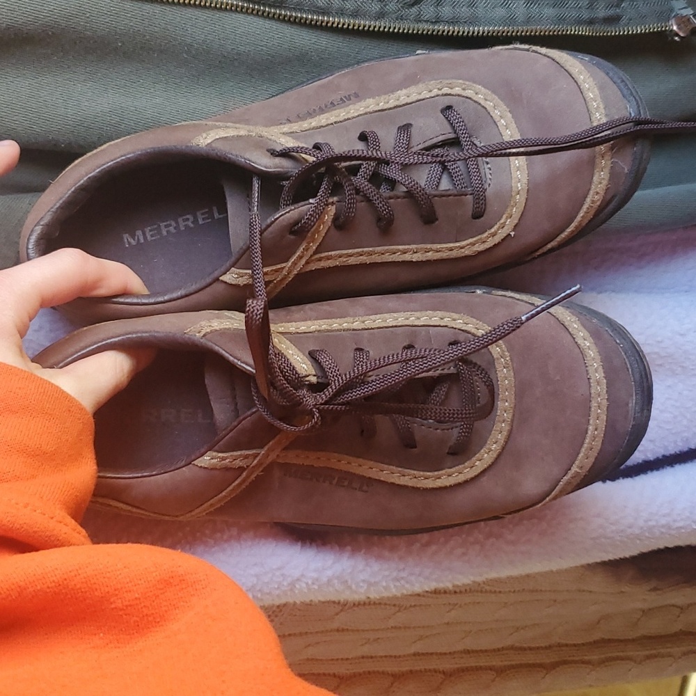 Merrell Women's Size 6.5 Cyprus Walking And Hiking Shoes